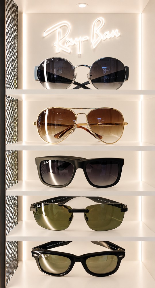 Wybór okularów przeciwsłonecznych Ray-Ban